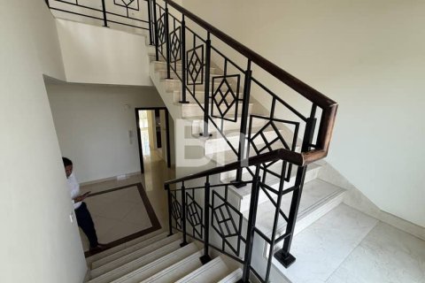 3 bedrooms Villa in Mudon, UAE No. 67301 10