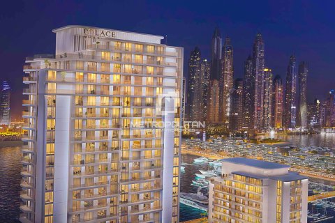 Квартира с 2 спальнями в EMAAR Beachfront, ОАЭ №77985 11