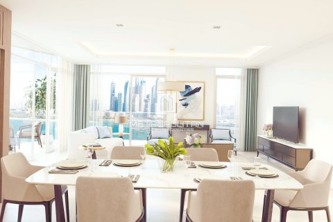 Квартира с 2 спальнями в EMAAR Beachfront, ОАЭ №77985 7