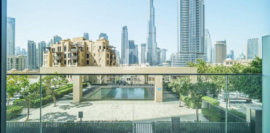 Apartment de 2 dormitorios en Burj Royale, UAE No. 77984