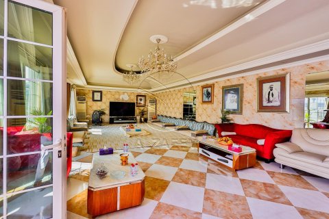 10 bedrooms Villa in Khalifa City, UAE No. 90070 11