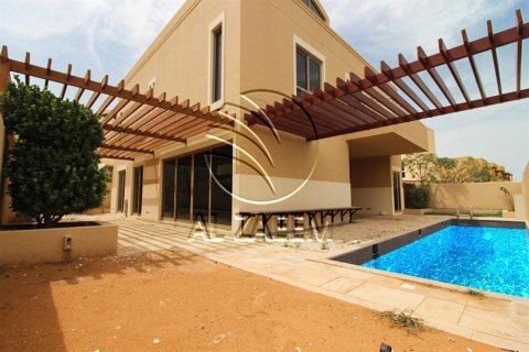 Villa de 4 dormitorios en Al Raha Gardens, UAE No. 90083 2