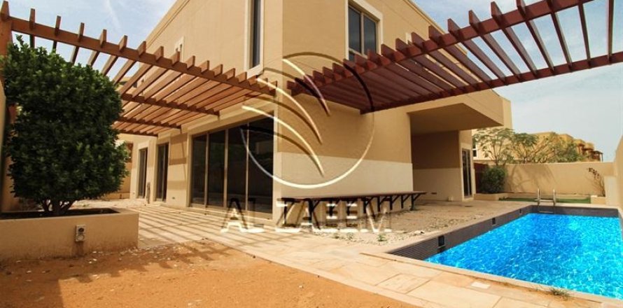 Villa de 4 dormitorios en Al Raha Gardens, UAE No. 90083