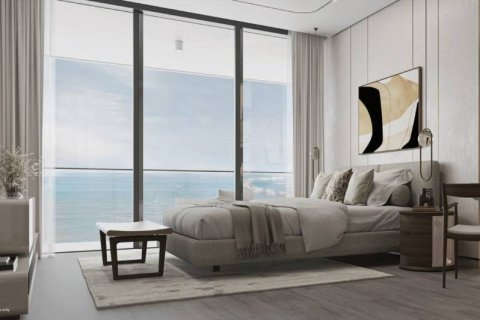 6 bedrooms Apartment in Dubai, UAE No. 13681 3