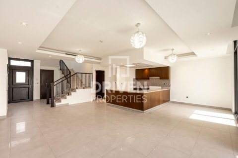 Villa de 3 dormitorios en Motor City, UAE No. 84345 5
