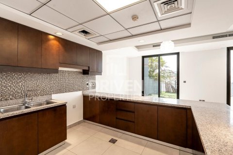 Villa de 3 dormitorios en Motor City, UAE No. 84345 17
