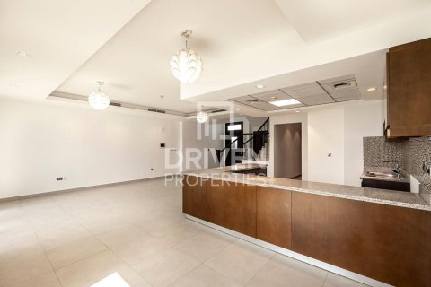 Villa de 3 dormitorios en Motor City, UAE No. 84345 25