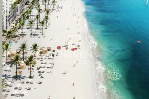 Apartment de 2 dormitorios en EMAAR Beachfront, UAE No. 84358 15