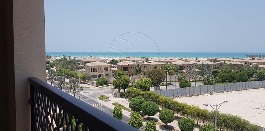 Apartment de 3 dormitorios en  Saadiyat Island, UAE No. 91294