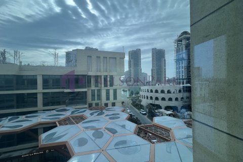 3 bedrooms Apartment in Doha, Qatar No. 58060 4
