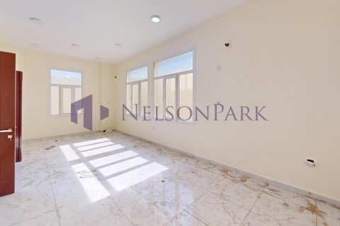 7 bedrooms Villa in Doha, Qatar No. 58058 13