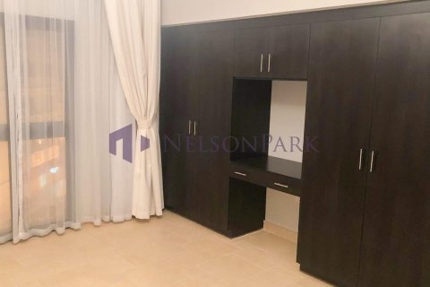 3 bedrooms Apartment in Doha, Qatar No. 58061 10