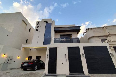 Apartment de 3 dormitorios en Riyadh, Saudi Arabia No. 99639 1