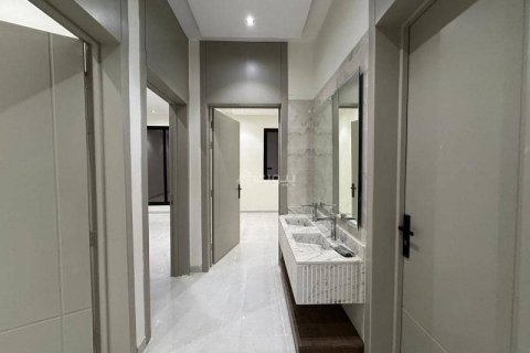 Apartment de 4 dormitorios en Riyadh, Saudi Arabia No. 99641 10