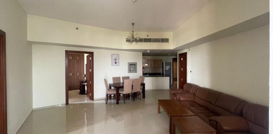 Appartement de 3 chambres à Dubai Sports City, UAE No. 103266