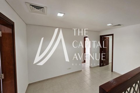 4 غرف نوم فيلا في Abu Dhabi Gate City, الإمارات العربية المتحدة رقم 32799 5
