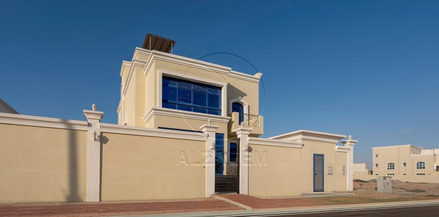 Villa de 5 chambres à Abu Dhabi, UAE No. 91401