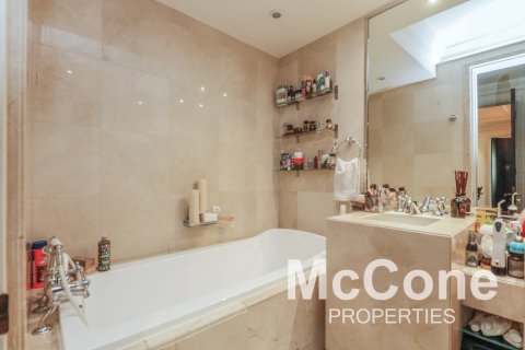 Apartment de 2 dormitorios en Downtown Dubai (Downtown Burj Dubai), UAE No. 74406 11