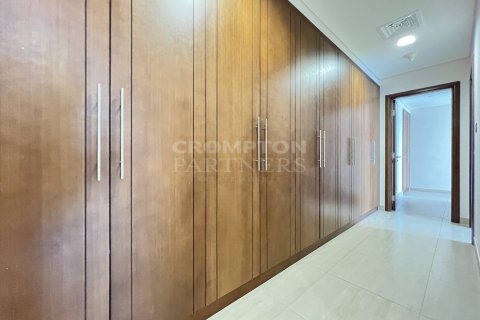 Appartement de 4 chambres à Corniche Road, UAE No. 4044 8