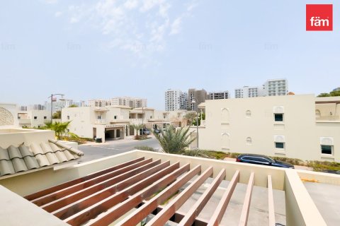 3 غرف نوم فيلا  رقم 106507 14