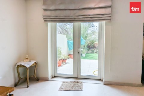 3 غرف نوم فيلا  رقم 106507 4