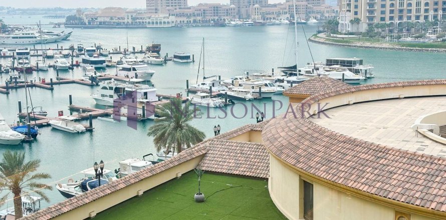 2 bedrooms Townhouse in Doha, Qatar No. 60905