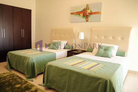 4 bedrooms Villa in Doha, Qatar No. 60935 11