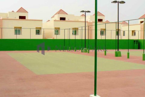 4 bedrooms Villa in Doha, Qatar No. 60935 13