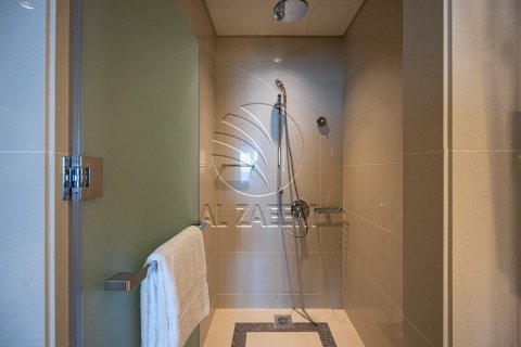 Apartment de 2 dormitorios en The Marina, UAE No. 27803 11
