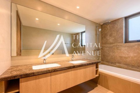 Villa de 4 dormitorios en Khalifa City, UAE No. 86582 18