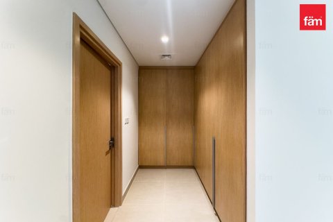 Квартира с 2 спальнями в Mina Rashid, ОАЭ №100955 13