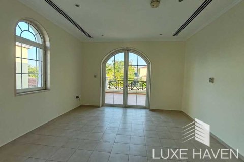 4 bedrooms Villa in Legacy, UAE No. 14413 15