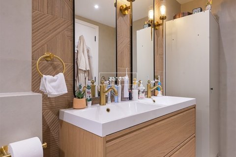 Appartement de 3 chambres  No. 106759 16