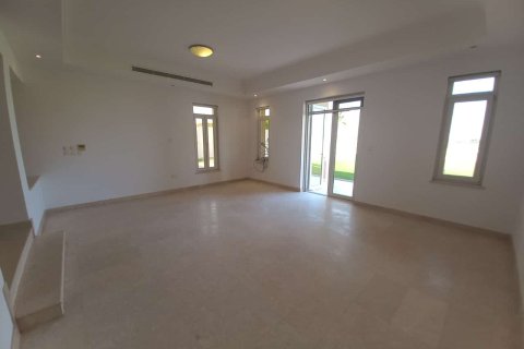 5 bedrooms Villa in As Sib, Oman No. 54323 3