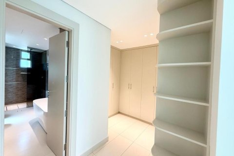4 bedrooms Villa in Jumeirah Islands, UAE No. 88373 8