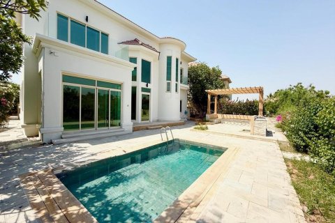 4 bedrooms Villa in Jumeirah Islands, UAE No. 88373 2