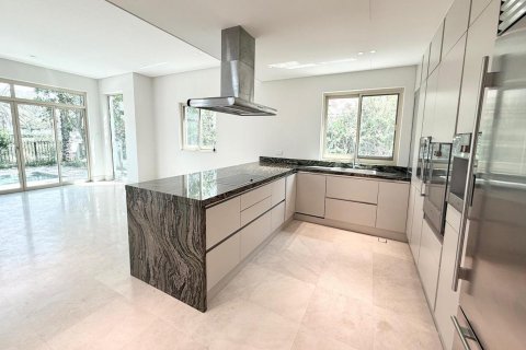 4 bedrooms Villa in Jumeirah Islands, UAE No. 88373 15