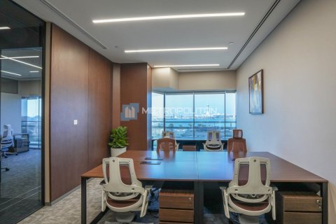 Офис 12м² в Corniche Road, ОАЭ №79209 24
