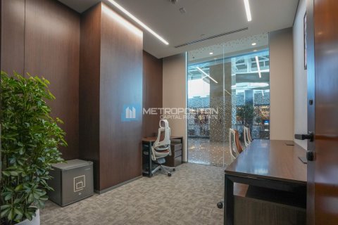 Офис 12м² в Corniche Road, ОАЭ №79209 10