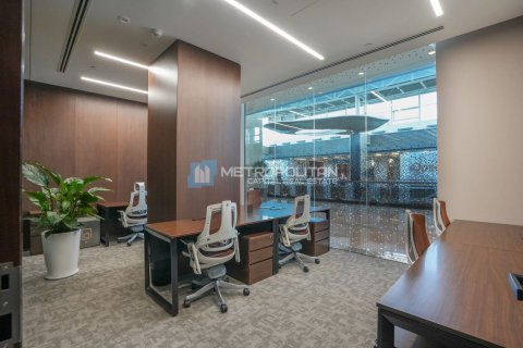 Офис 12м² в Corniche Road, ОАЭ №79209 13