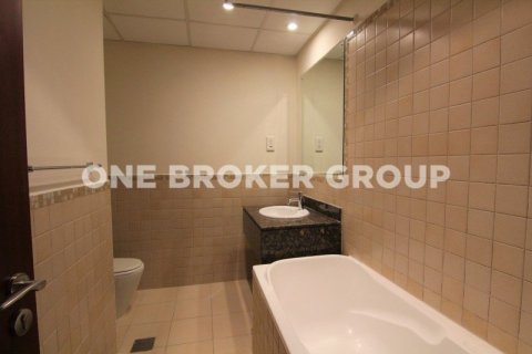 Apartment de 3 dormitorios en RIMAL Dubai, UAE No. 95870 9