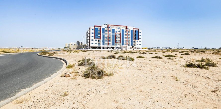 Land de 4188m² à Dubai, UAE No. 85024