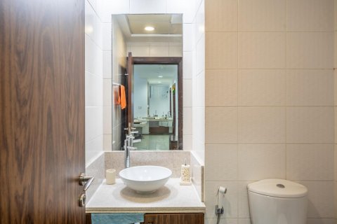 Квартира с 2 спальнями в Executive Towers, ОАЭ №101615 12