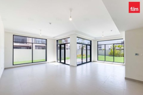 Villa de 4 dormitorios en Dubai, UAE No. 88848 9