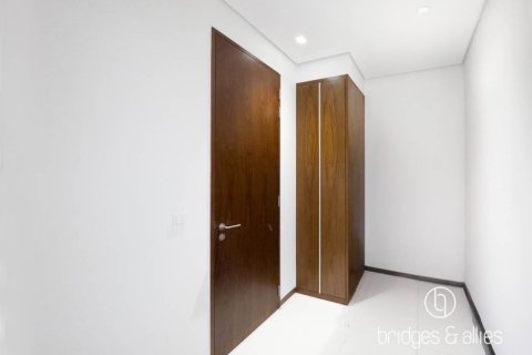Apartment de 3 dormitorios en The Hills, UAE No. 102428 14
