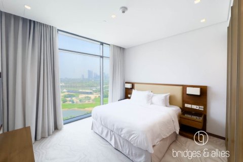 Apartment de 3 dormitorios en The Hills, UAE No. 102428 15