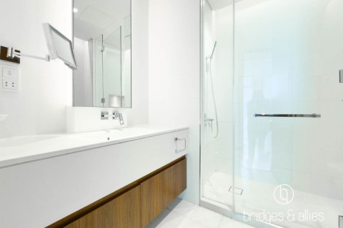 Apartment de 3 dormitorios en The Hills, UAE No. 102428 17