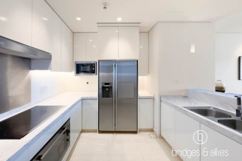 Apartment de 3 dormitorios en The Hills, UAE No. 102428 5
