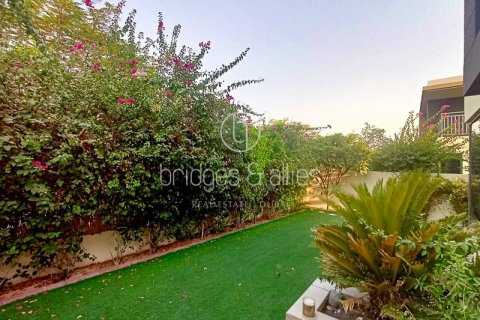 Villa de 4 dormitorios en Dubai Hills Estate, UAE No. 102408 5