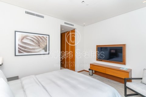 Apartment de 2 dormitorios en The Hills, UAE No. 102409 22